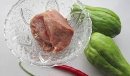 吃佛手瓜可吃羊肉吗,相宜搭配的美食探索