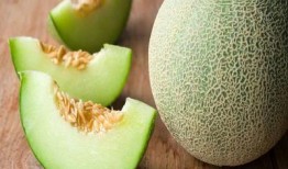 儿童吃哈密瓜,儿童哈密瓜营养食谱分享