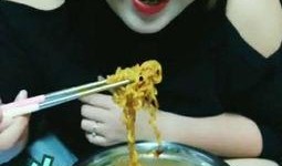 媛崽吃瓜视频,揭秘娱乐圈幕后故事