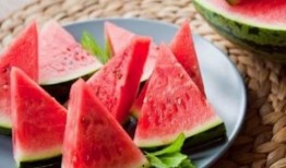 算命当吃瓜,揭秘神秘命运与轻松娱乐的奇妙融合