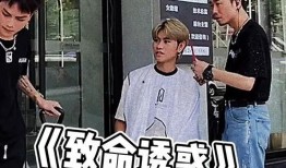 吃瓜群众短发视频,萌态百出引网友热议