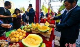 中国人吃瓜现场,一场全民“吃瓜”盛宴