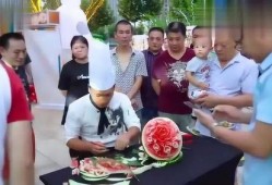 围观吃瓜群众视频,揭秘网络视频中的热门现象