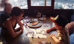 吃瓜小孩下象棋,吃瓜小孩的象棋奇遇记