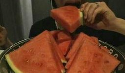 裤衩哥视频吃瓜,带你领略娱乐圈幕后风云