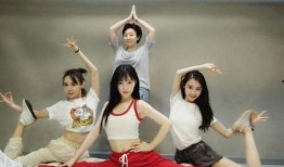 吃瓜爆料吊带姐