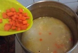 猫吃贝贝瓜粥好吗,贝贝瓜粥对猫咪的健康益处