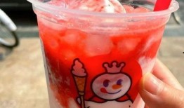 瓜哥吃瓜蜜雪冰城,蜜雪冰城夏日清凉之旅